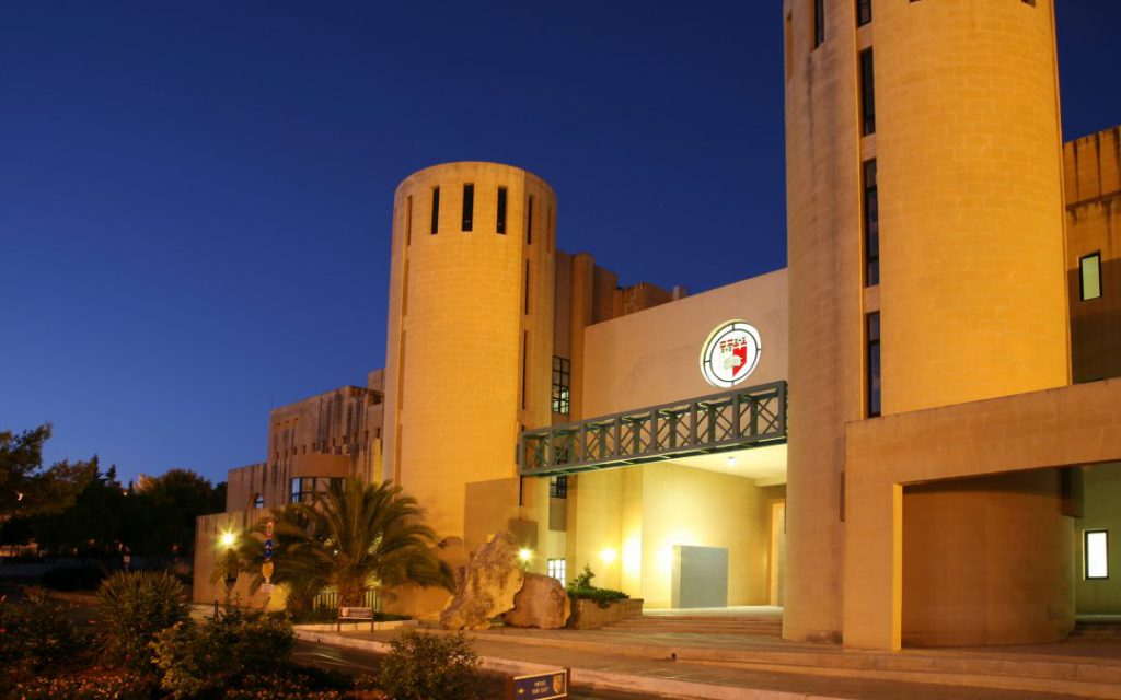 Đại học Malta thường xuyên có những chương trình học bổng toàn phần