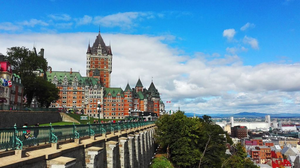 Nhập cảnh Canada